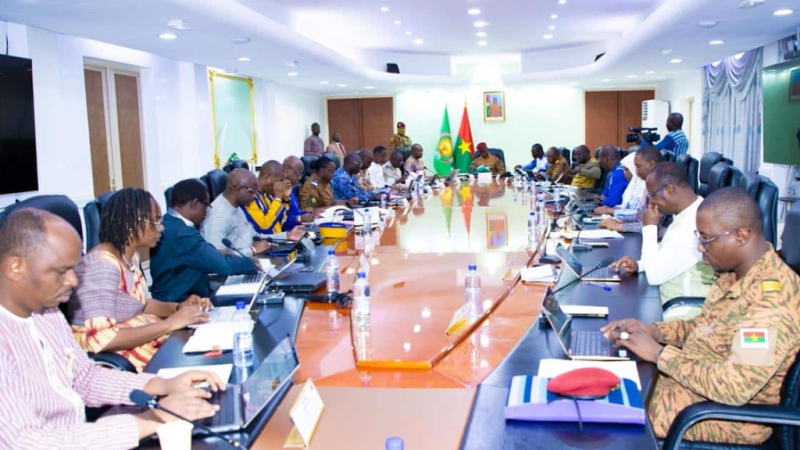 Burkina Faso : Santé publique et souveraineté économique au cœur de l’action gouvernementale