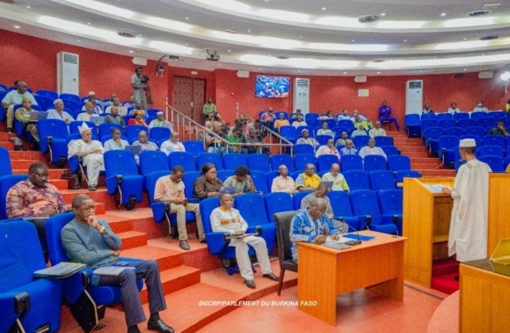 AES : Le Parlement burkinabè ratifie quatre protocoles stratégiques pour sceller l&rsquo;unité confédérale