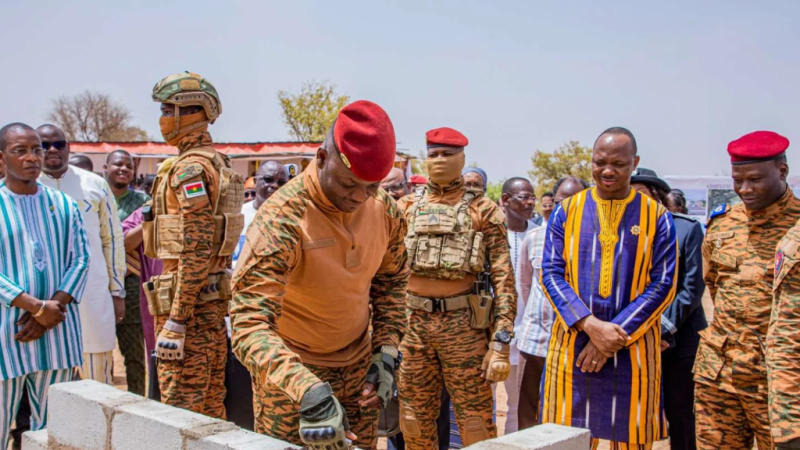 Burkina Faso : Le capitaine Ibrahim Traoré imprime un nouveau rythme aux chantiers de la Nation