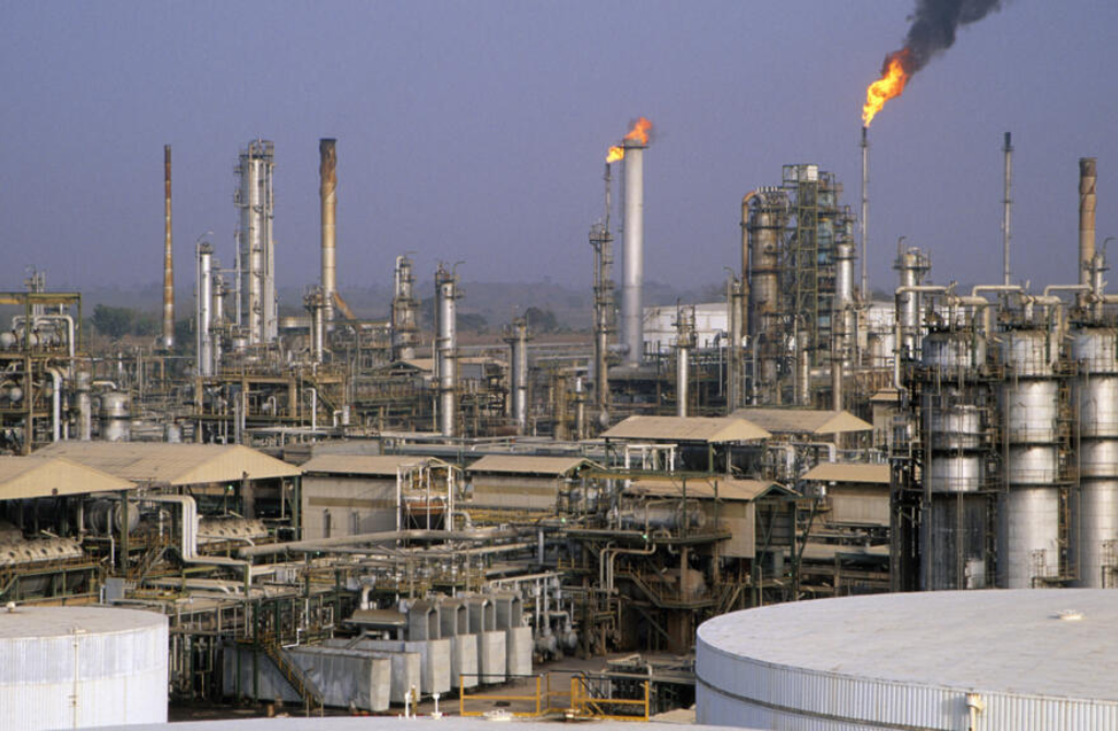 Nigéria : le léger rebond pétrolier confirme l&rsquo;enjeu d&rsquo;une production plus fiable